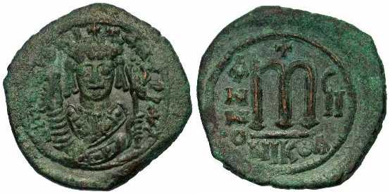 3208 Tiberius II Nicomedia Imperium Byzantinum Follis AE